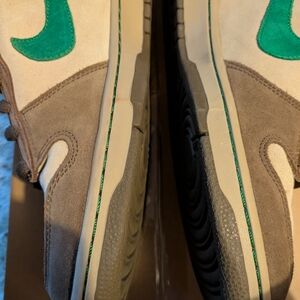 Men's nike SB Wooddeck Green and Brown Sneakers Ds No Box
